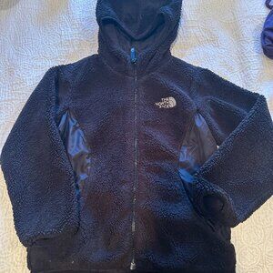 Girl's North Face Reversible Fleece/Synthetic Jacket (S)